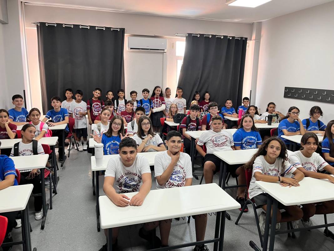 İzmir’deki bu okulda 27 çift ikiz var! Adı ikizler okuluna çıktı 6
